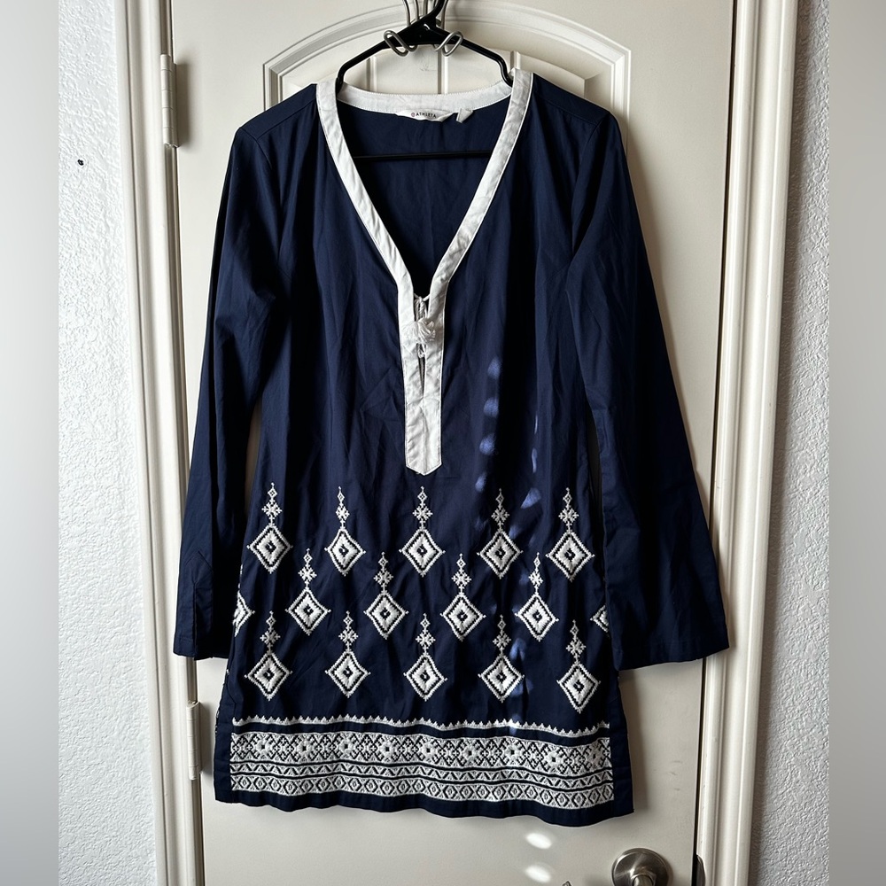 Athleta Desert Diamond Navy Blue and White Geometric Embroidered Tunic size XS